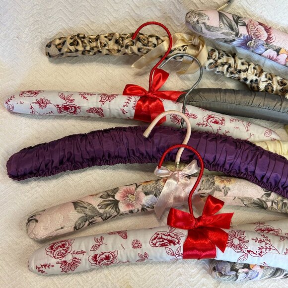 10 Miscellaneous Padded Hangers. (1045) - Picture 3 of 3